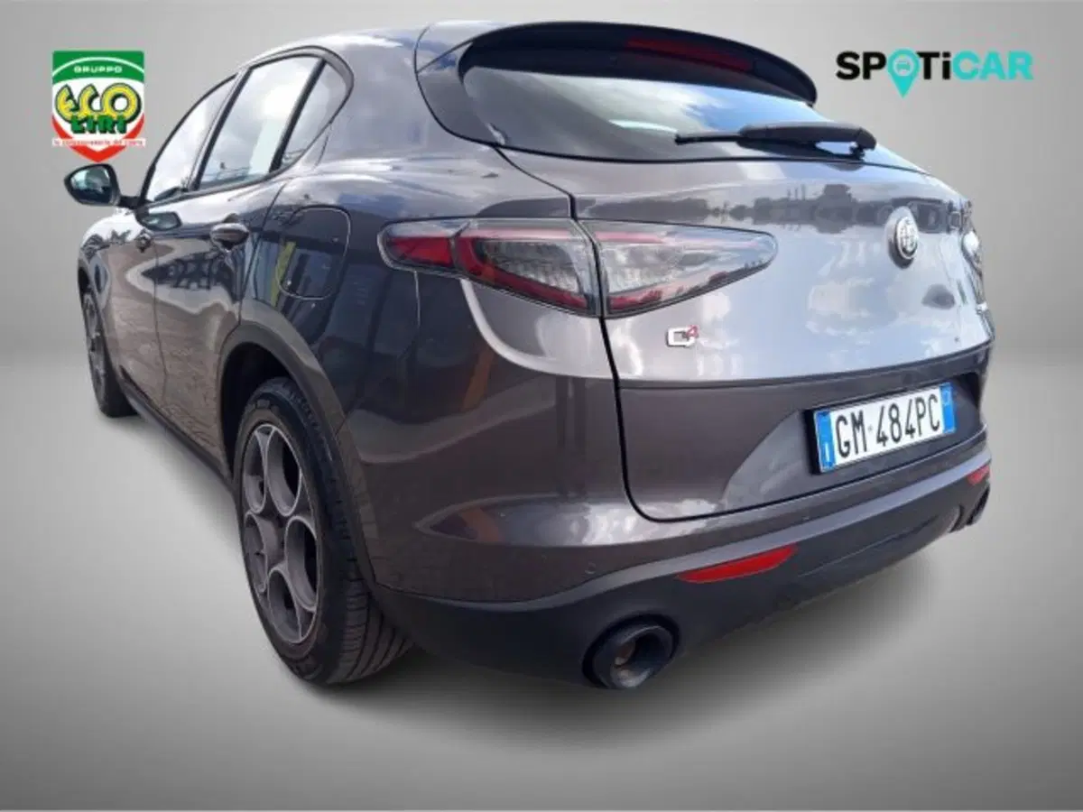 Alfa Romeo Stelvio usata a Frosinone (17)